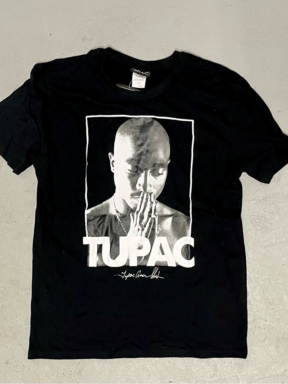 Tupac Black Graphic Tee - Classic Men’s Shirt